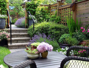Tips & Tricks To Optimize A Small Outdoor Space