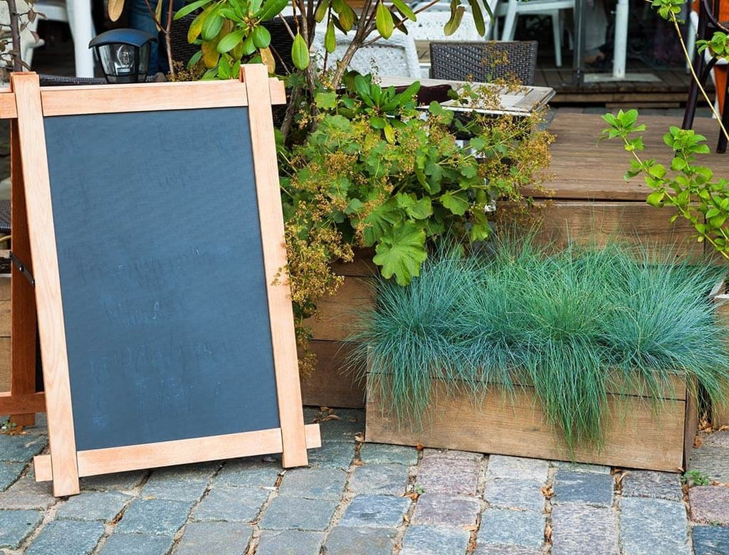 Creative Outdoor Seating and Other Ideas for Restaurants